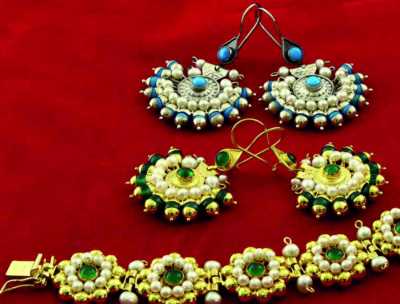 Sivrihisar Cebesi ve İncili Küpesi